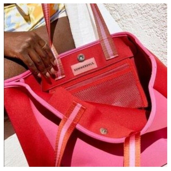 Summersault Neoprene Swim Beach Pool Tote Bag Pink NEW - Picture 2 of 9